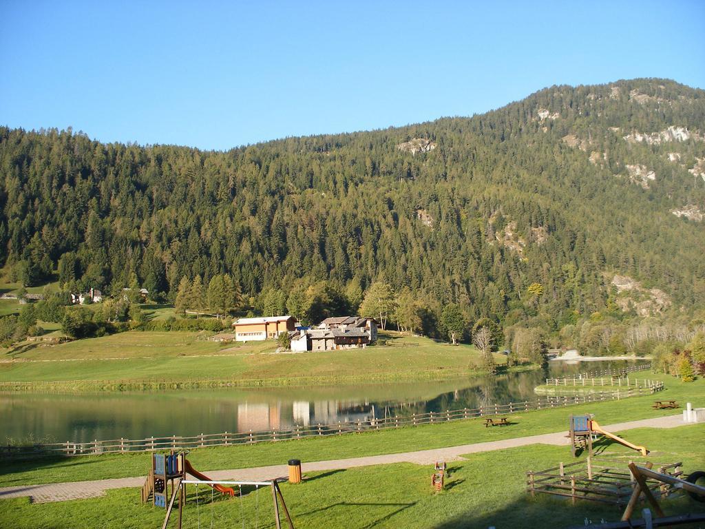 Valley Vacanze Brusson Bagian luar foto